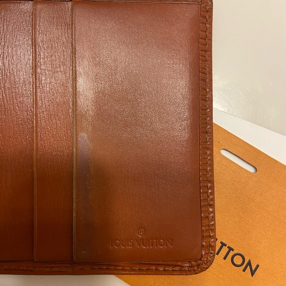 AUTHENTIC!! Men’s Louis Vuitton Epi Portefeuille Marco. Luxury Designer - Picture 4 of 9